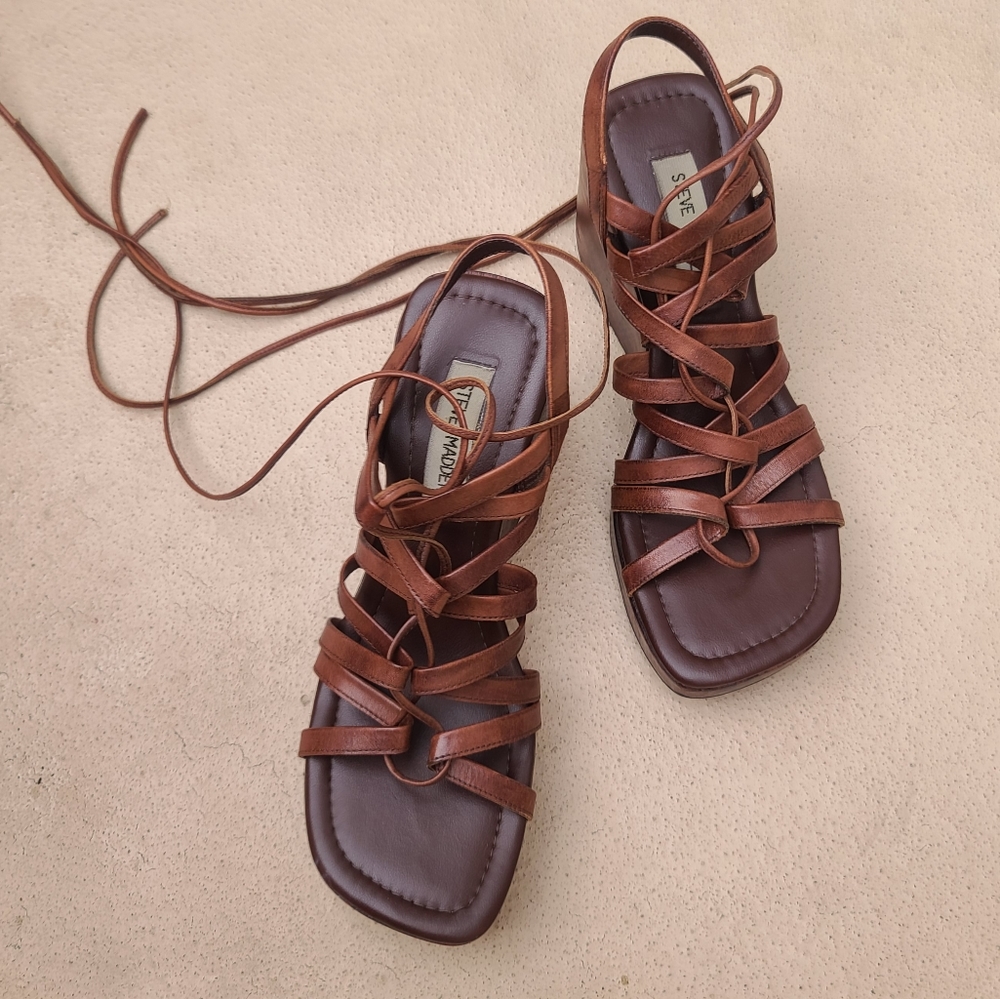 Steve Madden Vintage Strappy Sandals.
